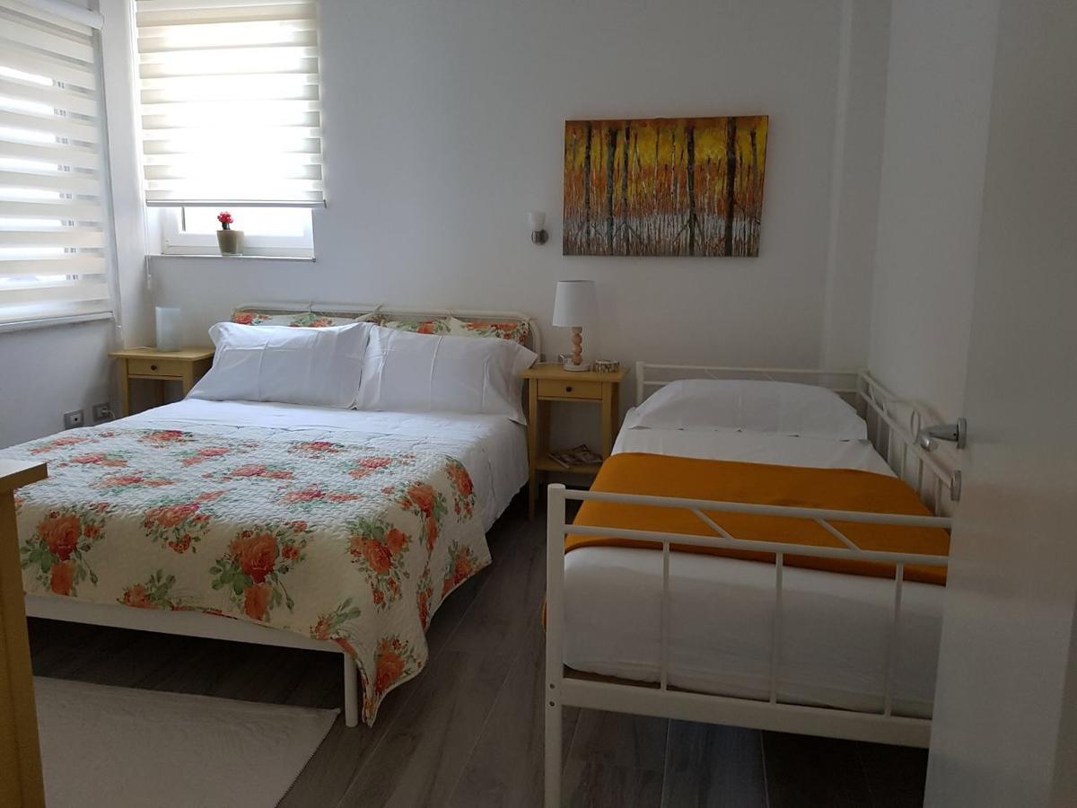 Sofia'S Holiday Apartment Vlore Exterior photo